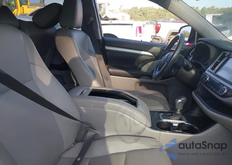 2018 Toyota Highlander Xle from USA, damaged, VIN 5TDKZRFH4JS535248